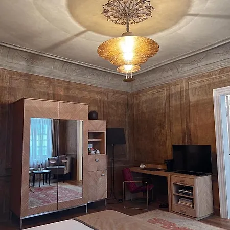 Viesnīca Dome