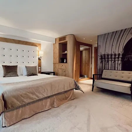 Dome Hotel 5*