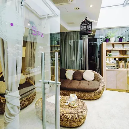 Dome Hotel 5*