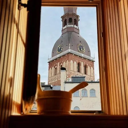 Отель Dome