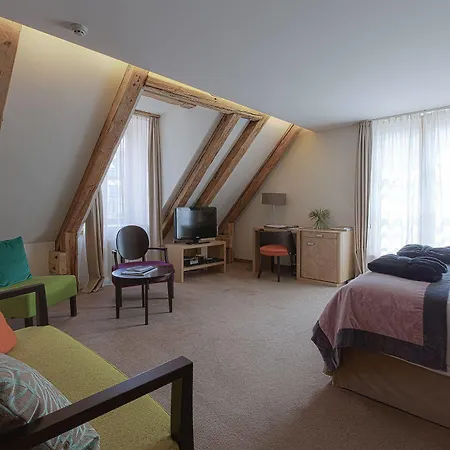 Dome Hotel 5*