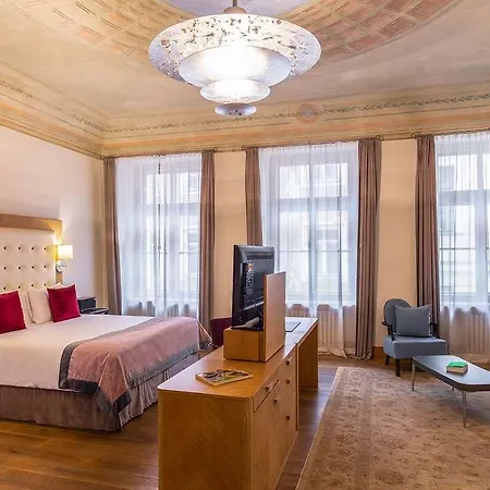 Dome Hotel