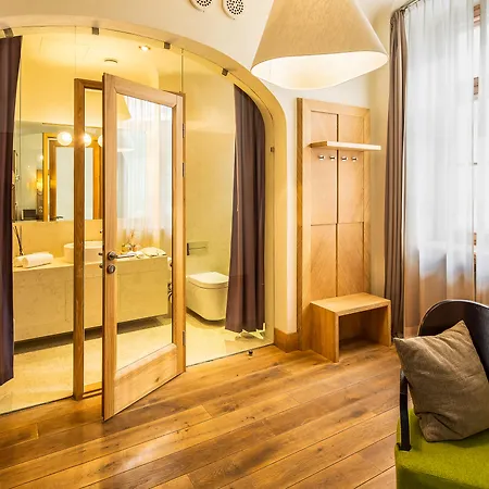 Dome Hotel 5*